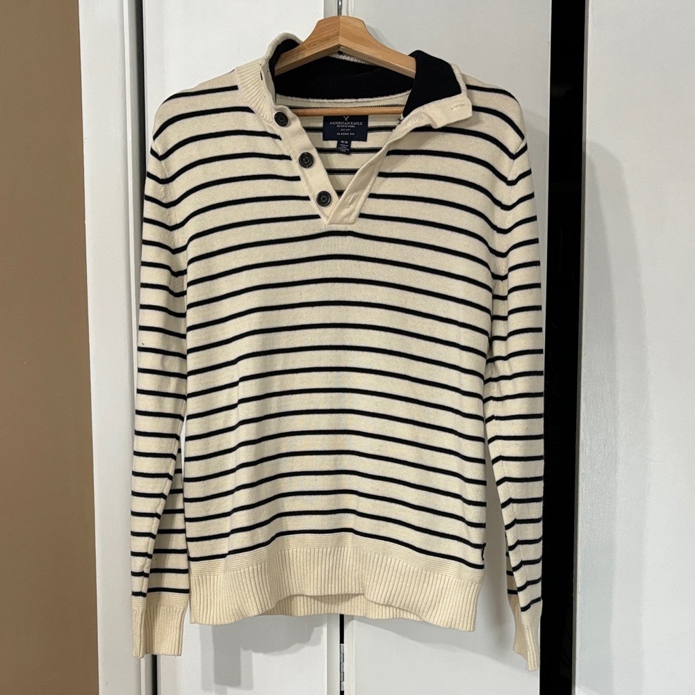 American eagle Striped Sweater